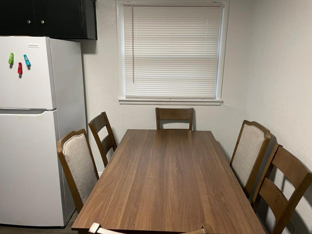 Cozy 3-Bedroom, 1-Bath Home Close To Fort Sill 로턴 외부 사진
